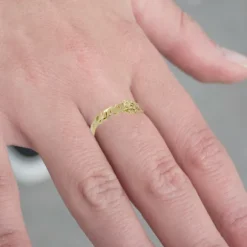 Anillo Letras Ama Plata Dorada