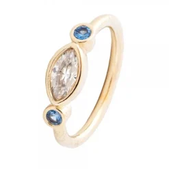 Anillo Plata Dorada Navette y Zafiros