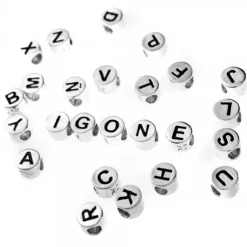 Charm Letra Inicial de Plata