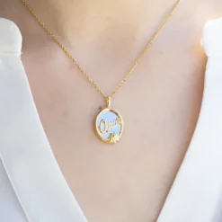 Colgante Ama ovalado Plata Dorada