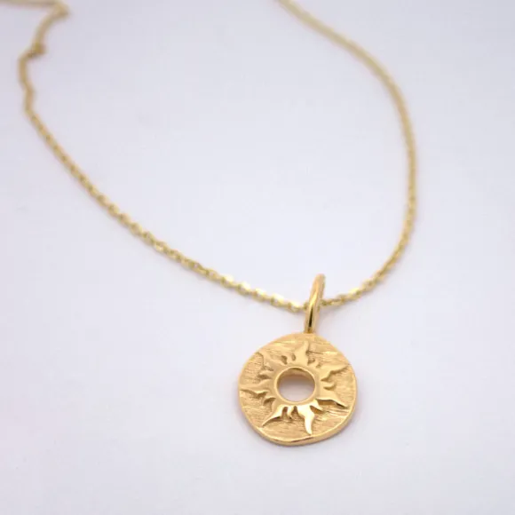 Colgante Chapa Etrusca Mountain Plata Dorada