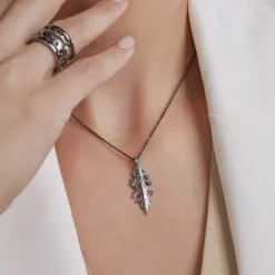 Colgante Mari Mini Rutenio y Circonitas Verdes