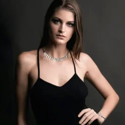 Gargantilla Mari en Brillo Oxidado con motivo Eguzkilore