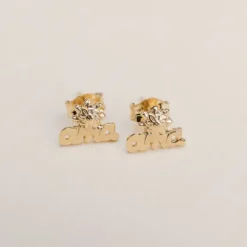 Pendientes Letras Ama Plata Dorada