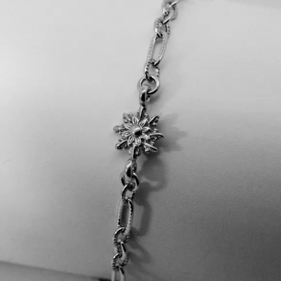 Pulsera de Plata con 3 Eguzkilore y Eslabones Grafilada